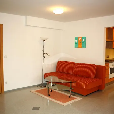 Haus Zisser Apartamento *